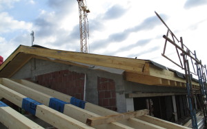 Montaggio tetto in legno nuova costruzione civile zanella costruzioni edili montebelluna treviso